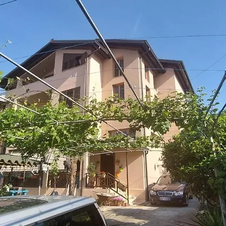 Teba Garden's Affittacamere