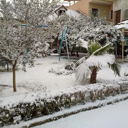 Teba Garden's Pensión *