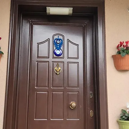 Teba Garden's Πανσιόν Τίρανα