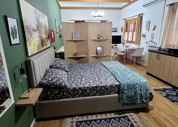 Πανσιόν Teba Garden's