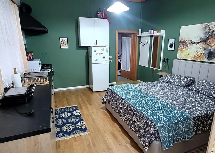 Teba Garden's Τίρανα